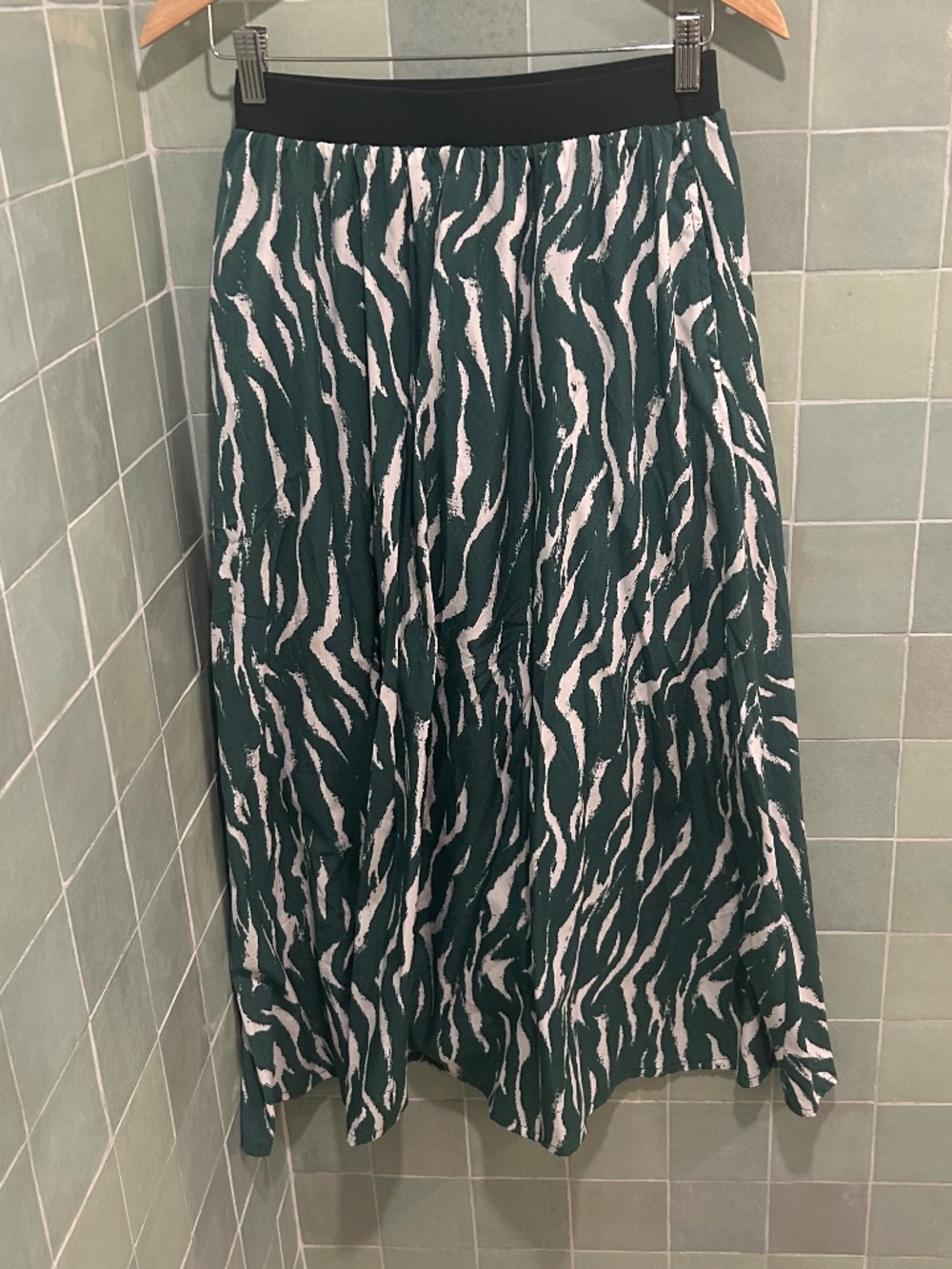 OSMOSIS / Green print skirt / Onesize